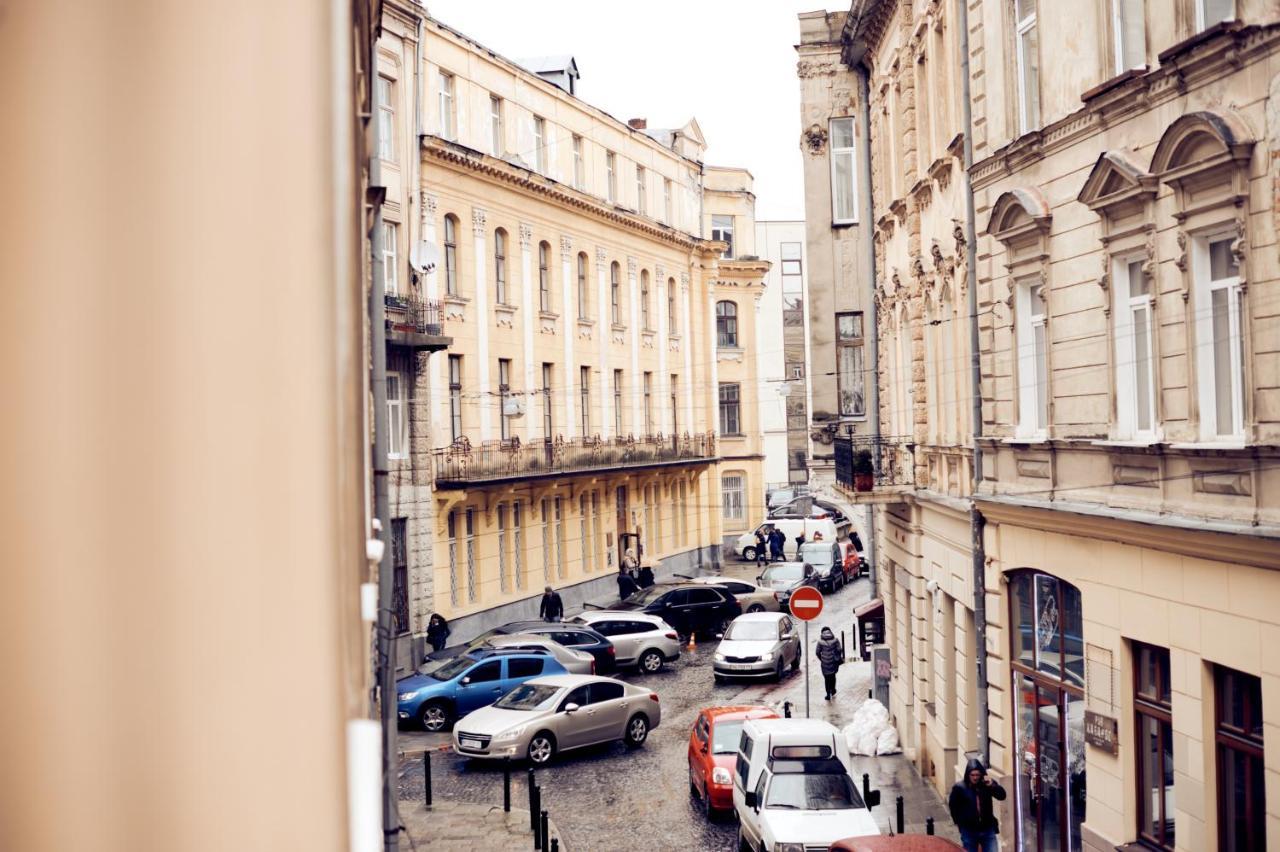 Apartments Near Potocki Palace Lviv Extérieur photo